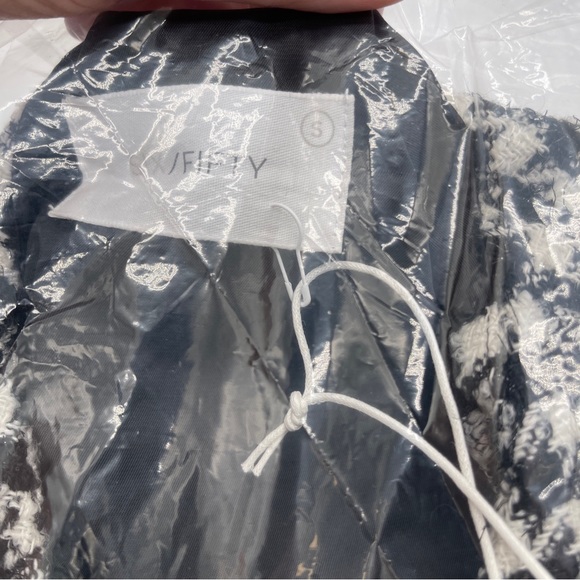 Six/Fifty Houndstooth Small/Medium Wool Wrens Cape  Jacket New Black White - Picture 12 of 14